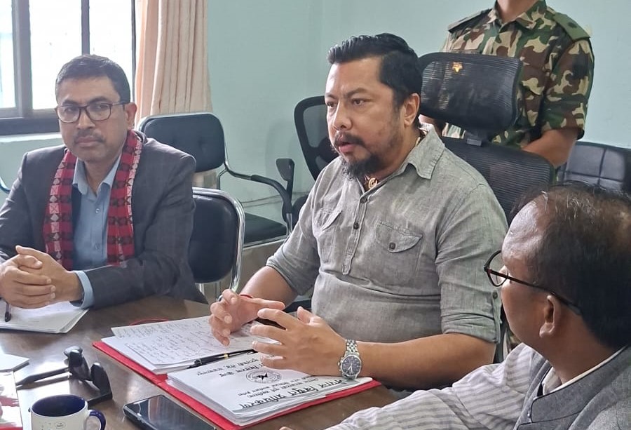 बिजुलीको बिल मोबाइलबाटै डिजिटलरुपमा तिर्ने प्रणाली सहज बनाउन ऊर्जामन्त्रीको निर्देशन