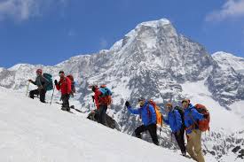 शरद् ऋतुमा ६९ देशका ६४८ आरोहीद्वारा हिमाल आरोहण अनुमति